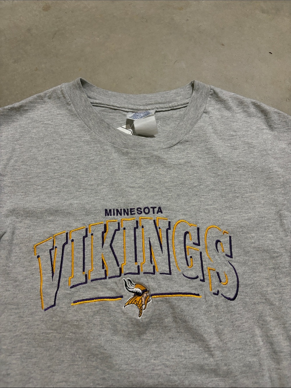 Vintage Minnesota Vikings Champion Short Sleeve Shirt - Picture 2 of 4